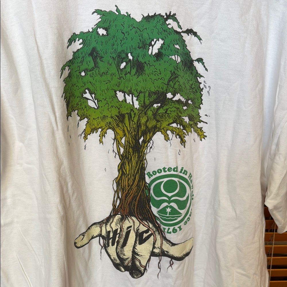 White tee shirt Hawaii - Picture 6 of 7